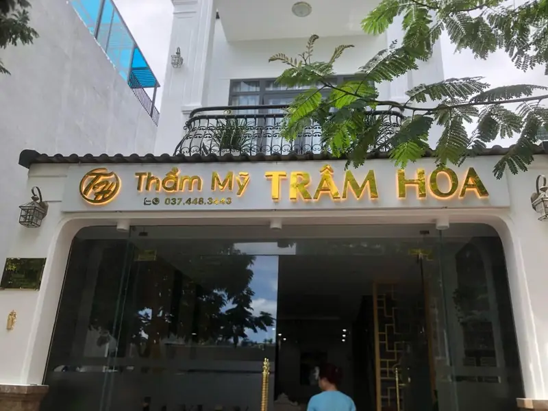 Thẩm mỹ Trâm Hoa — inox vàng
